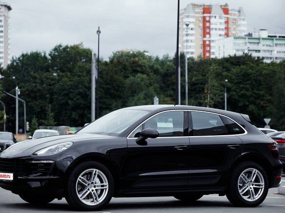 2016 Porsche Macan S I, чёрный, 3690000 рублей - вид 3