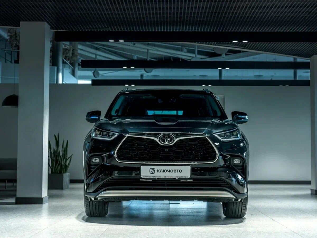 Открыть фотографии: Toyota Highlander IV (XU70)