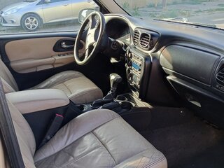 2005 Chevrolet TrailBlazer I, бежевый, 555555 рублей, вид 3