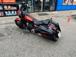2017 Harley-Davidson CVO Street Glide, красный, 1700000 рублей, вид 5