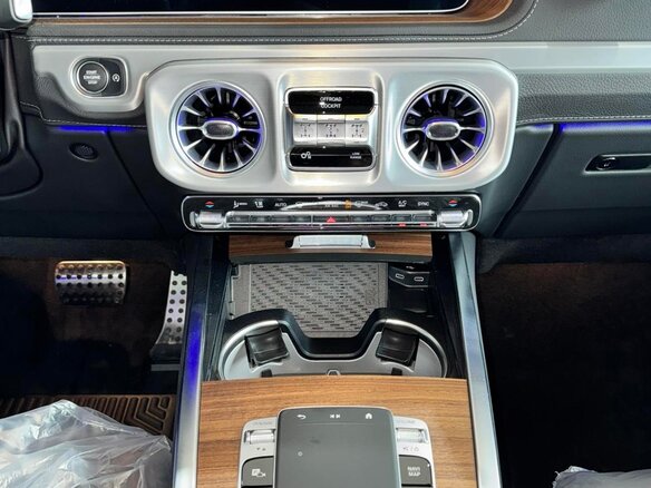 2026 Mercedes-Benz G-Класс 450 d III (W465) Рестайлинг, белый, 17500000 рублей - вид 19