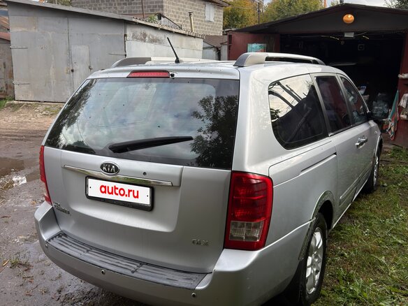 2009 Kia Carnival Grand II, серый, 900000 рублей - вид 9