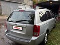 2009 Kia Carnival Grand II, серый, 900000 рублей - вид 9