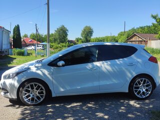2012 Kia Ceed II, белый, 1050000 рублей, вид 2