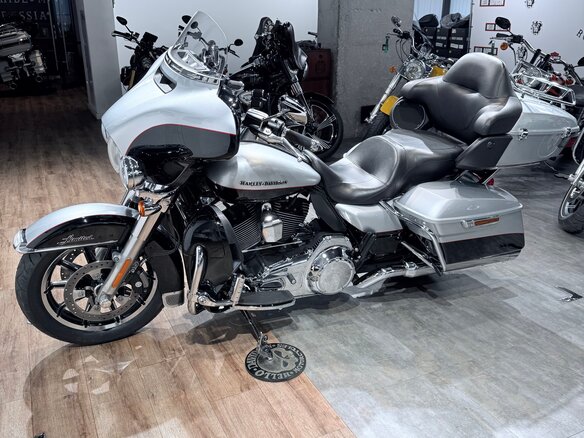 2015 Harley-Davidson Electra Glide, серебристый, 1399000 рублей - вид 7
