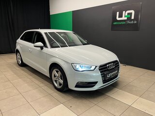 2014 Audi A3 III (8V), белый, 1300000 рублей, вид 1
