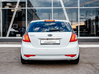 2011 Kia Ceed I Рестайлинг, белый, 649000 рублей, вид 4