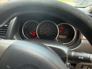 2004 Nissan Tiida I, красный, 270000 рублей, вид 5