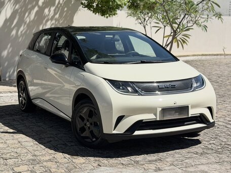 2023 BYD Dolphin 44.9 kWh I, бежевый, 1590000 рублей, вид 1