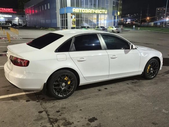 2013 Audi A4 IV (B8) Рестайлинг, белый, 1690000 рублей - вид 5