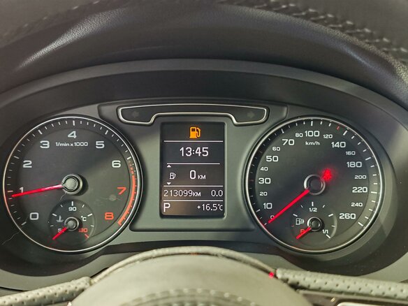 2013 Audi Q3 I (8U), оранжевый, 1355000 рублей - вид 14