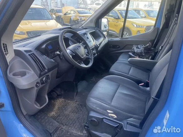 2019 Ford Transit, синий, 1530000 рублей - вид 4