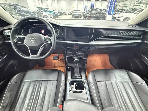 2023 Volkswagen Passat B8 Рестайлинг, чёрный, 1740888 рублей - вид 13