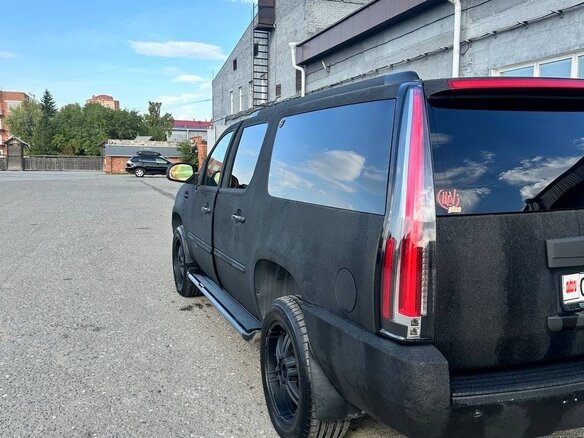 2008 Cadillac Escalade ESV III, чёрный, 2200000 рублей - вид 3
