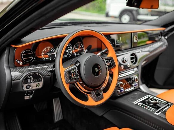 2023 Rolls-Royce Ghost Black Badge II (Series I), чёрный, 33000000 рублей - вид 7