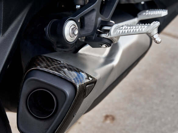 2021 Triumph Street Triple, чёрный, 940000 рублей - вид 7