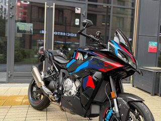 2024 BMW M 1000 XR, чёрный, 3715000 рублей, вид 1