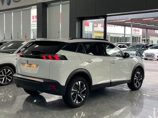 2022 Peugeot 2008 II, белый, 1520678 рублей, вид 4