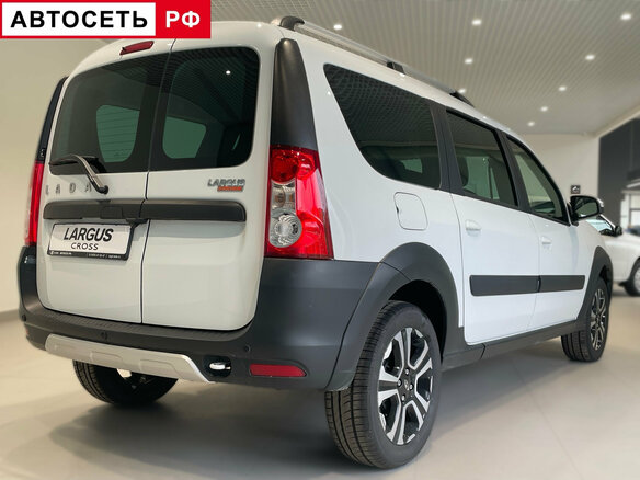 2026 Lada (ВАЗ) Largus Cross I Рестайлинг, белый - вид 20