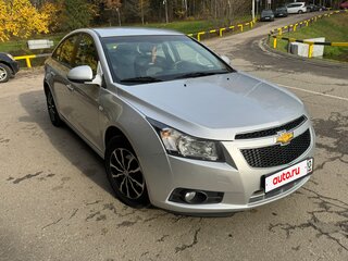 2012 Chevrolet Cruze I, серебристый, 650000 рублей, вид 4