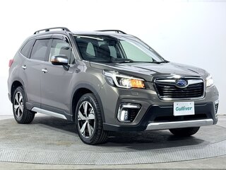 2023 Subaru Forester V Рестайлинг, серебристый, 2583100 рублей, вид 1