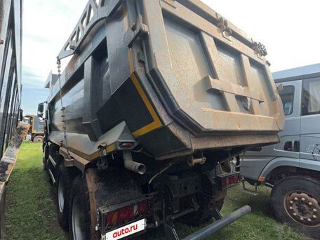 2024 Sinotruk Sitrak C6G, красный, 9200000 рублей, вид 3