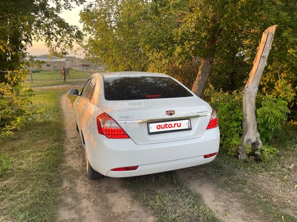 2013 Geely Emgrand EC7, белый, 480000 рублей - вид 2