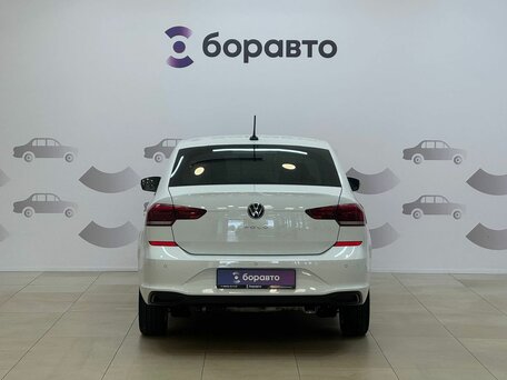 2021 Volkswagen Polo VI, белый, 1820000 рублей, вид 4