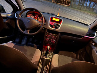 2007 Peugeot 207 I, чёрный, 415000 рублей, вид 3