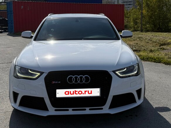 2013 Audi RS 4 III (B8), белый, 3700000 рублей - вид 3