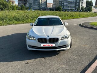 2013 BMW 5 серии 520i VI (F10/F11/F07), белый, 1600000 рублей, вид 3