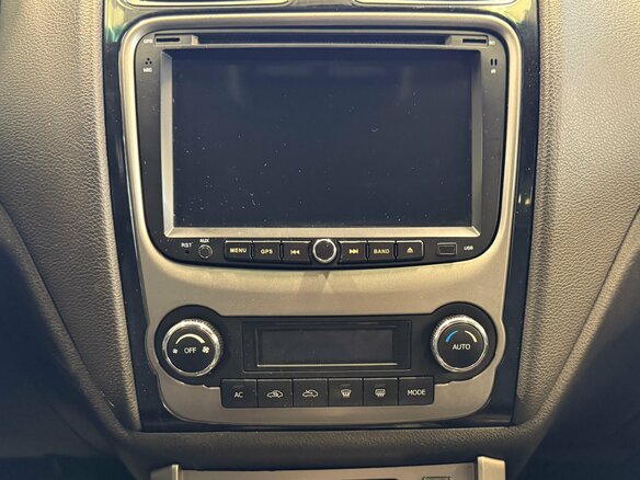 2014 Geely Emgrand EC7, белый, 595000 рублей - вид 11