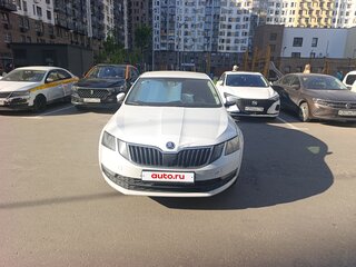 2019 Skoda Octavia III (A7) Рестайлинг, белый, 700000 рублей, вид 1