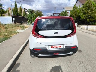 2019 Kia Soul III, белый, 1750000 рублей, вид 5