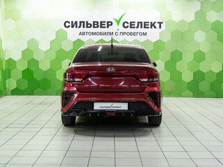 2020 Kia Rio IV Рестайлинг, красный, 1220000 рублей, вид 4