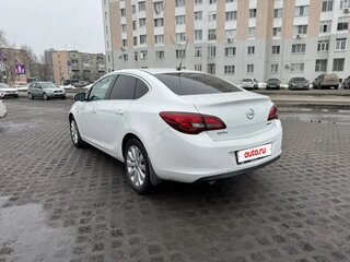 2014 Opel Astra J Рестайлинг, белый, 750000 рублей, вид 5