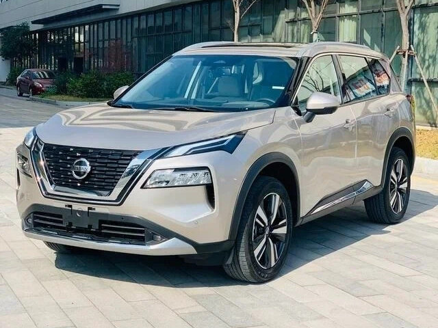 Открыть фотографии: Nissan X-Trail IV