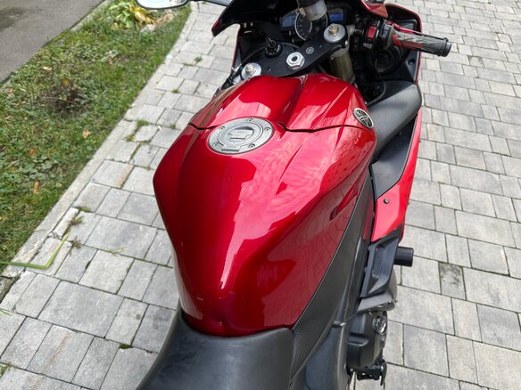 2005 Yamaha YZF-R1, красный, 600000 рублей - вид 14