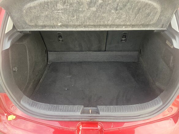 2008 Mazda 3 I (BK) Рестайлинг, красный, 435000 рублей - вид 12