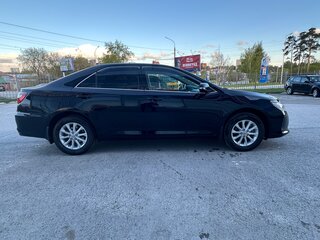 2015 Toyota Camry VII (XV50) Рестайлинг, чёрный, 2100000 рублей, вид 4