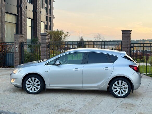 2012 Opel Astra J, серый, 670000 рублей - вид 5