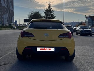 2013 Opel Astra GTC J Рестайлинг, жёлтый, 750000 рублей, вид 5