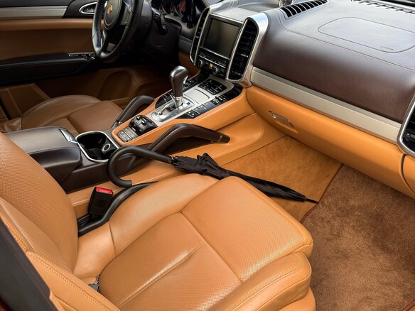 2012 Porsche Cayenne Diesel II (958), коричневый, 2450000 рублей - вид 6