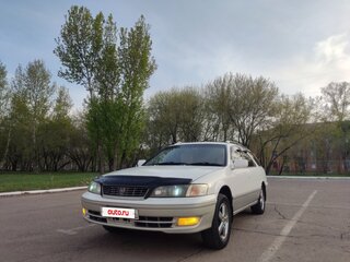 2000 Toyota Mark II Qualis VIII (X100), белый, 510000 рублей, вид 2
