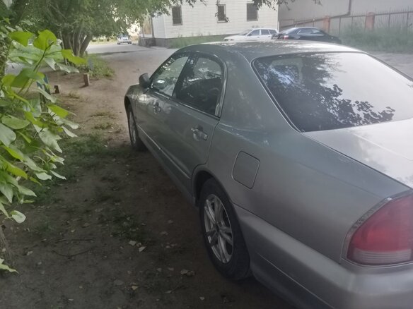 2004 Mitsubishi Diamante II, серый, 585000 рублей - вид 12