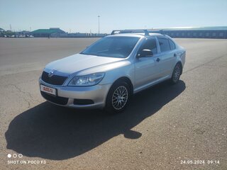 2011 Skoda Octavia II (A5) Рестайлинг, серебристый, 849979 рублей, вид 3