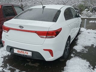 2017 Kia Rio IV, белый, 1450000 рублей, вид 3