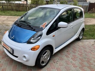 2012 Mitsubishi i-MiEV, белый, 400000 рублей, вид 1