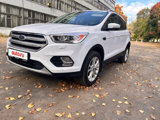 2016 Ford Kuga II Рестайлинг, белый, 1440000 рублей, вид 1