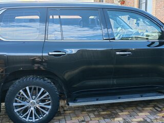 2016 Lexus LX 570 III Рестайлинг 2, чёрный, 8100000 рублей, вид 3